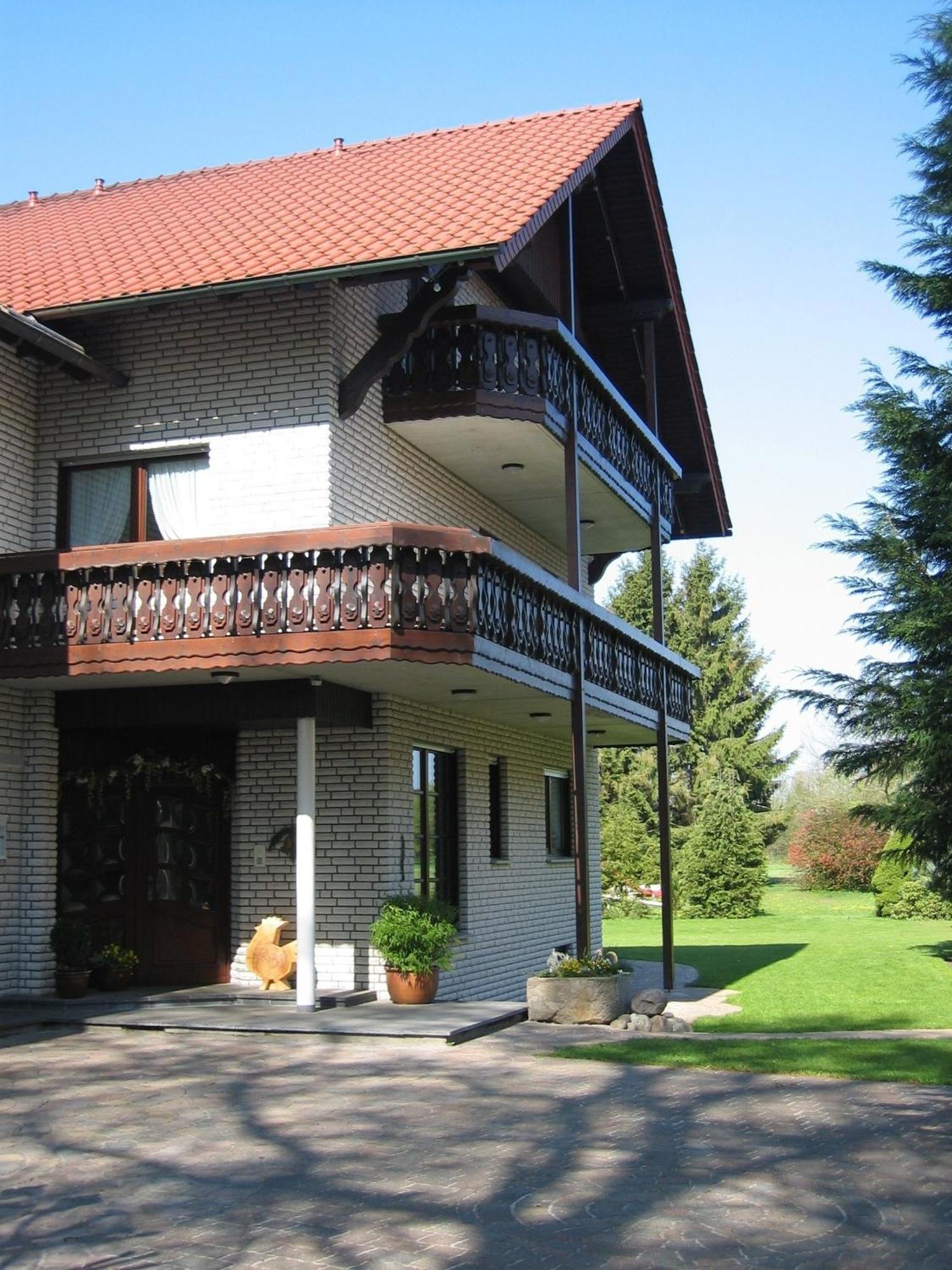 ホテル ランドハウス ゴーケ Hövelhof エクステリア 写真