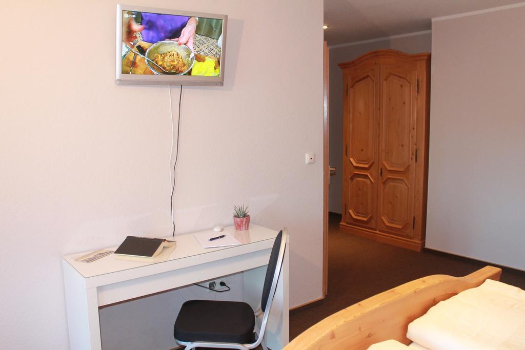 ホテル ランドハウス ゴーケ Hövelhof 部屋 写真