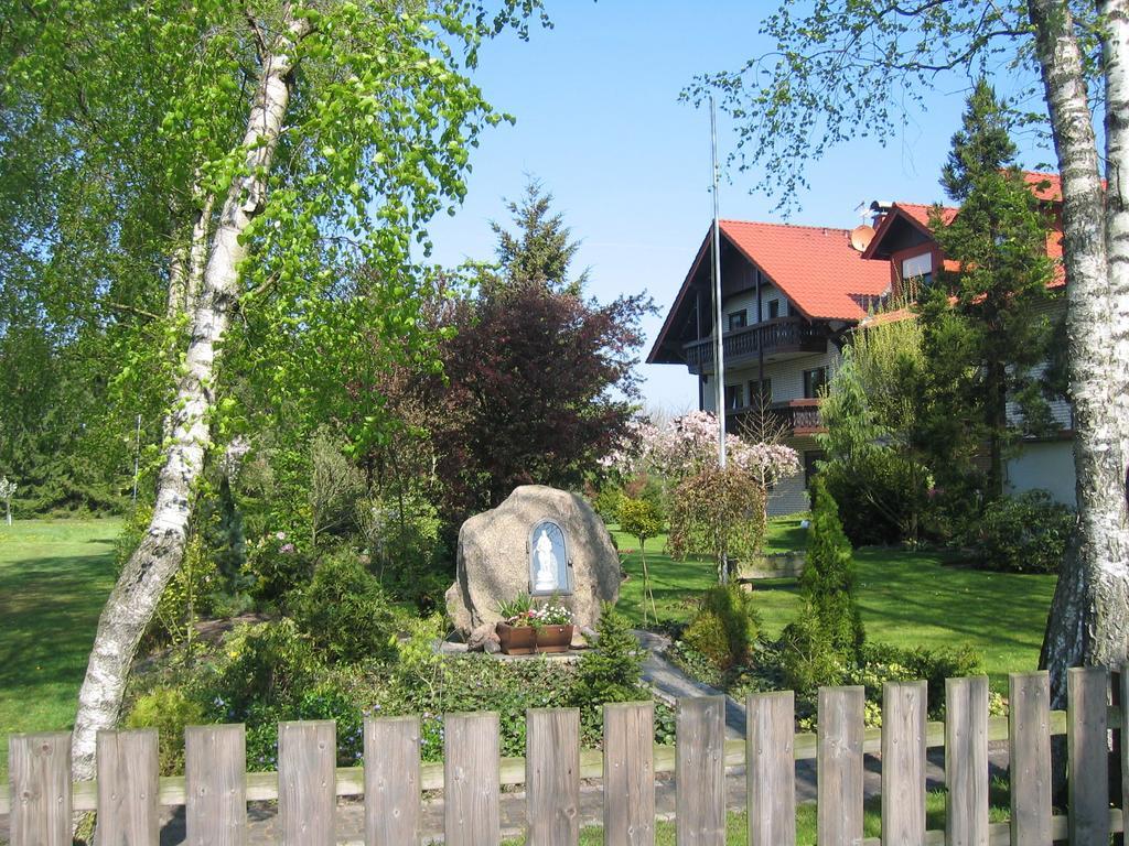 ホテル ランドハウス ゴーケ Hövelhof エクステリア 写真