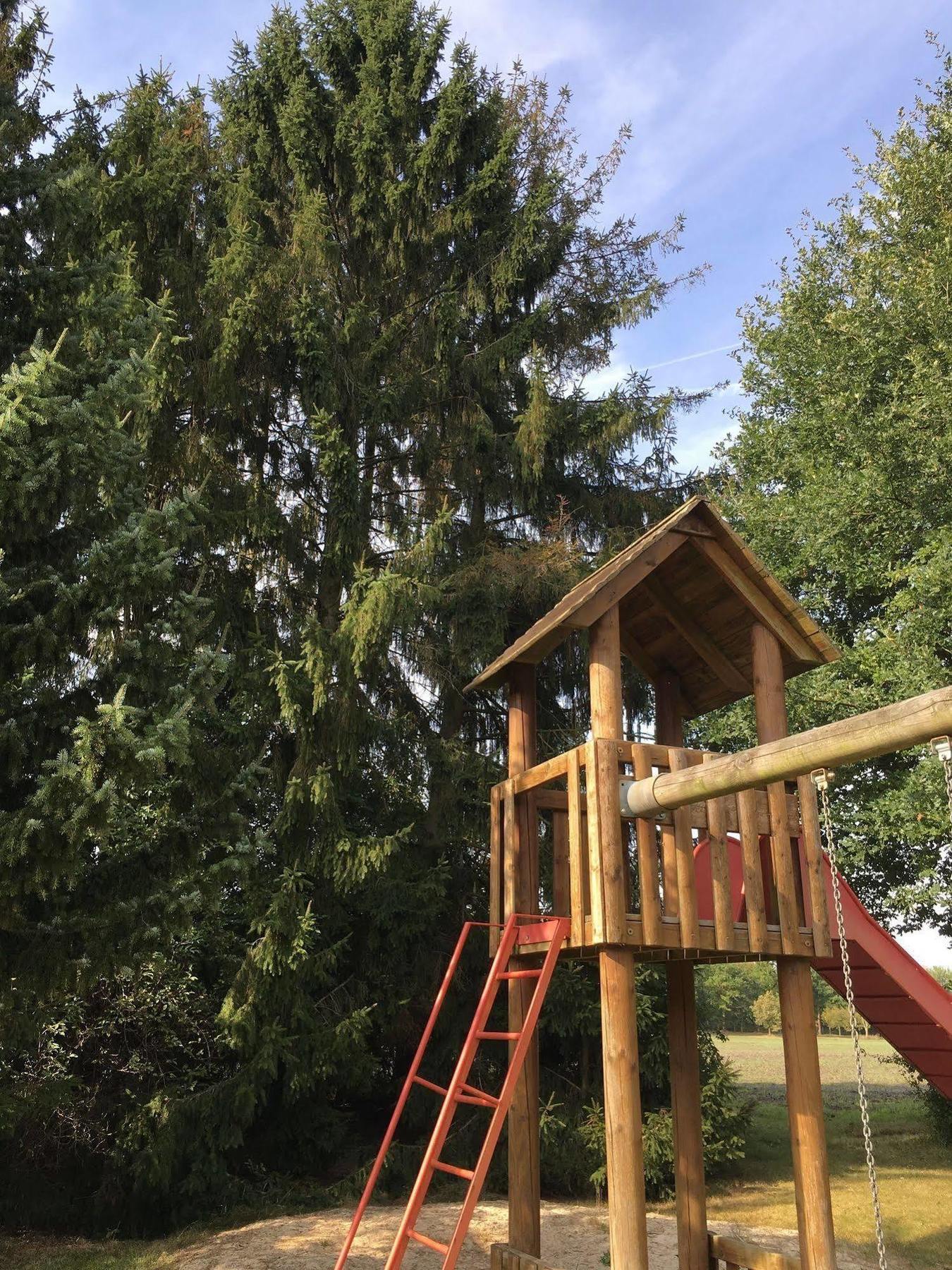 ホテル ランドハウス ゴーケ Hövelhof エクステリア 写真